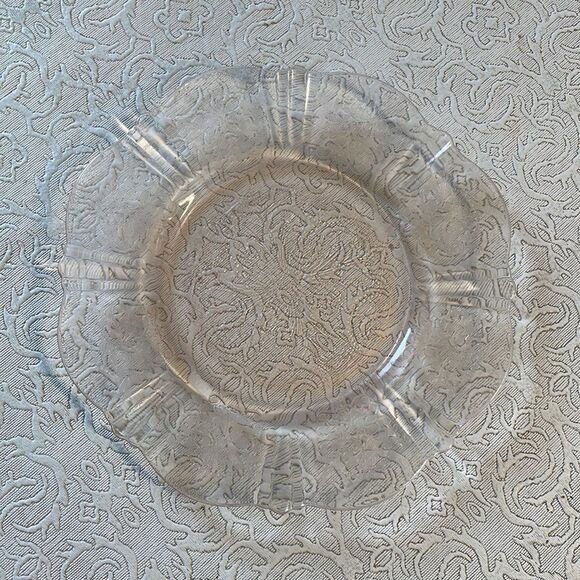 3  American Sweetheart Pink Depression Glass Salad Plates - Picture 6 of 10